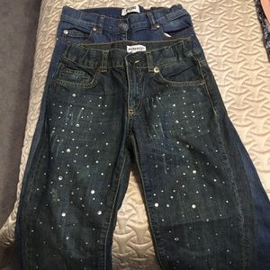 (16.5" Waist, 25.5" Length) (2) Girls Jeans